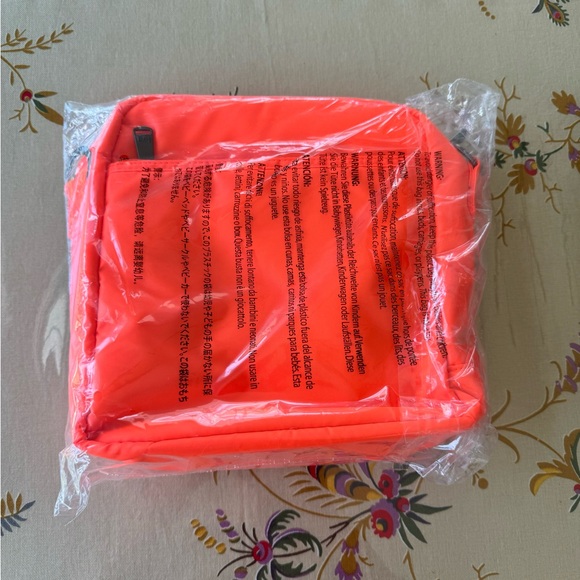 Lug Ranger V2, coral NWT - Picture 9 of 9